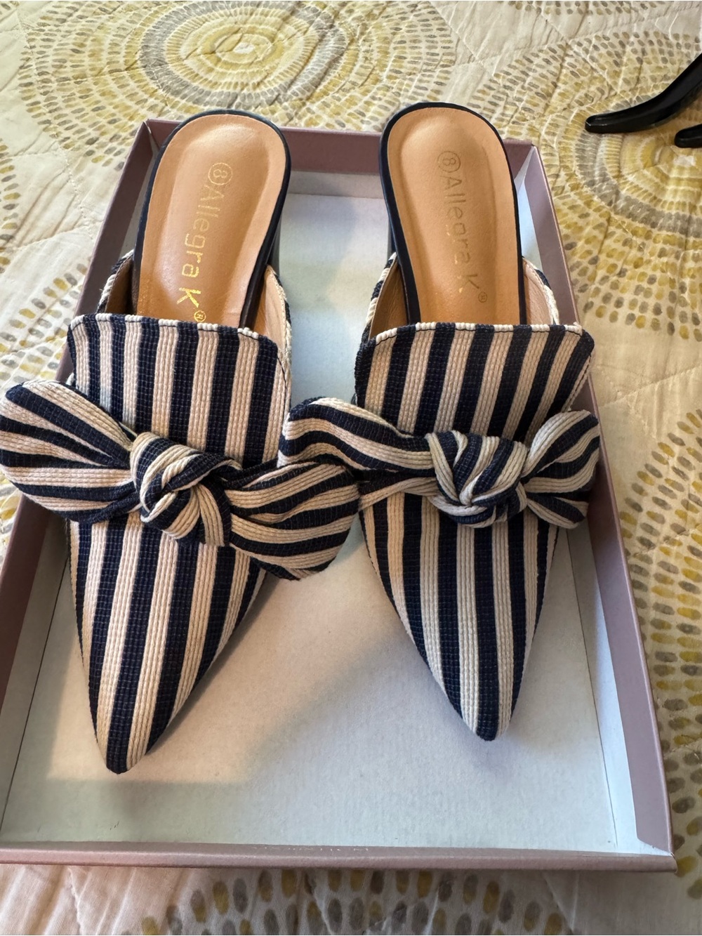 Allegra K Navy and Cream Striped Pointed Knot Mules